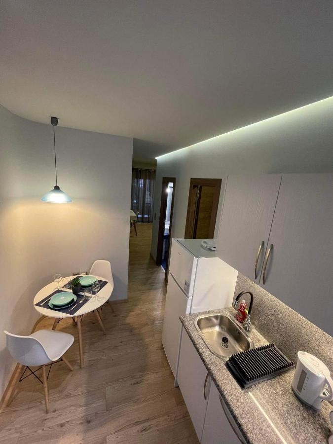 New Cosy Apartment Next To Archeological Museum Atenas Exterior foto